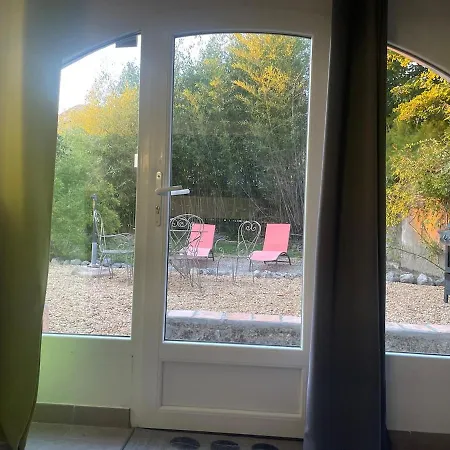 Independant Dans Les Cevennes شقة